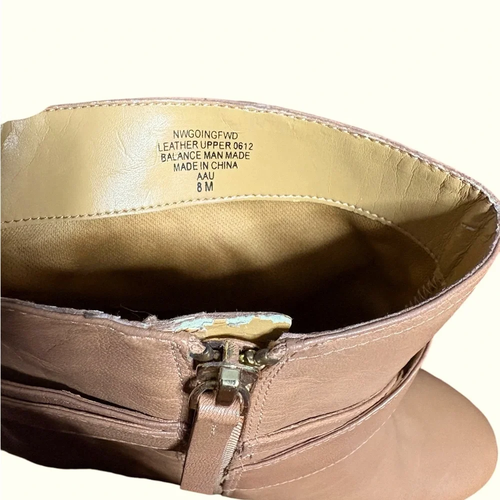 Nine West tan wedge heel ankle gold buckle leather boot size 8